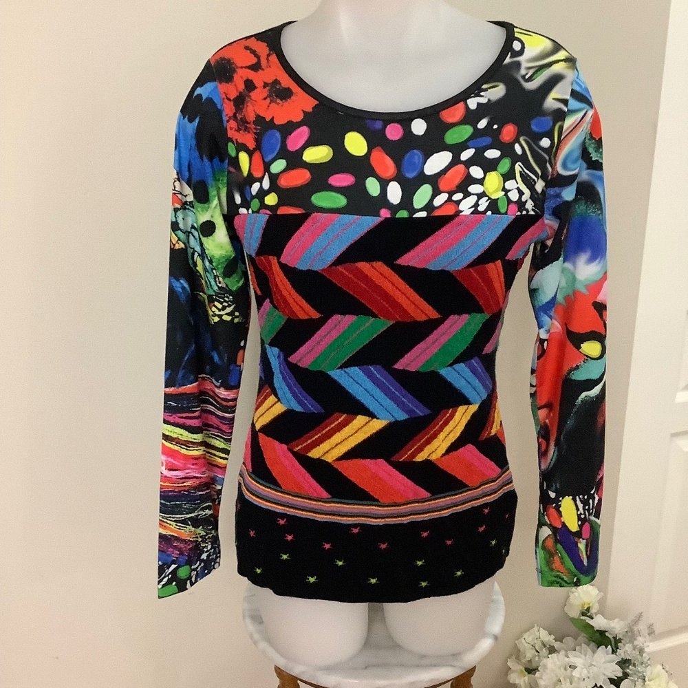 Olivier Philips Colorful knit Top fits MEDIUM